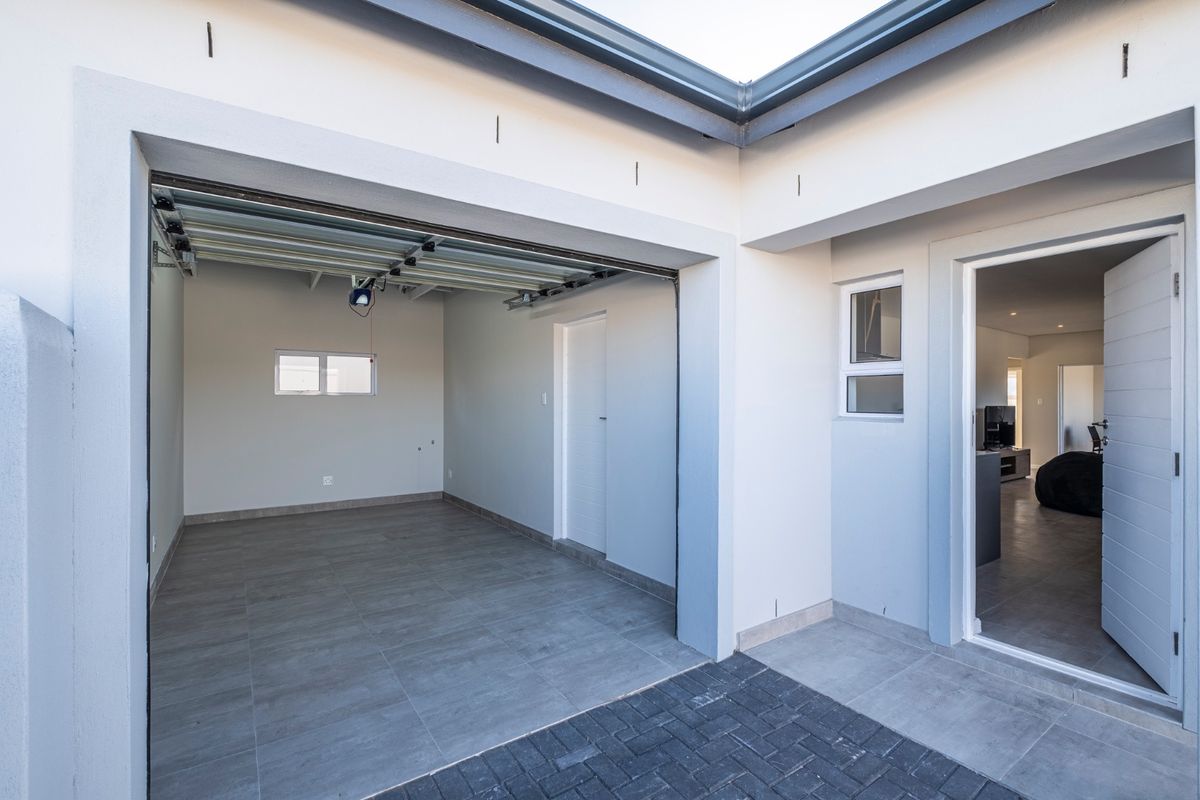 Don't miss out – contact us today to arrange a viewing of this beautifully finished, move-in-ready home! - Photo 5