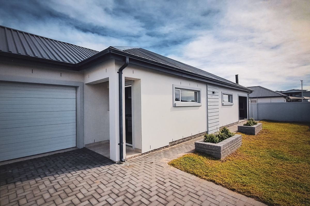 Don't miss out – contact us today to arrange a viewing of this beautifully finished, move-in-ready home! - Photo 4