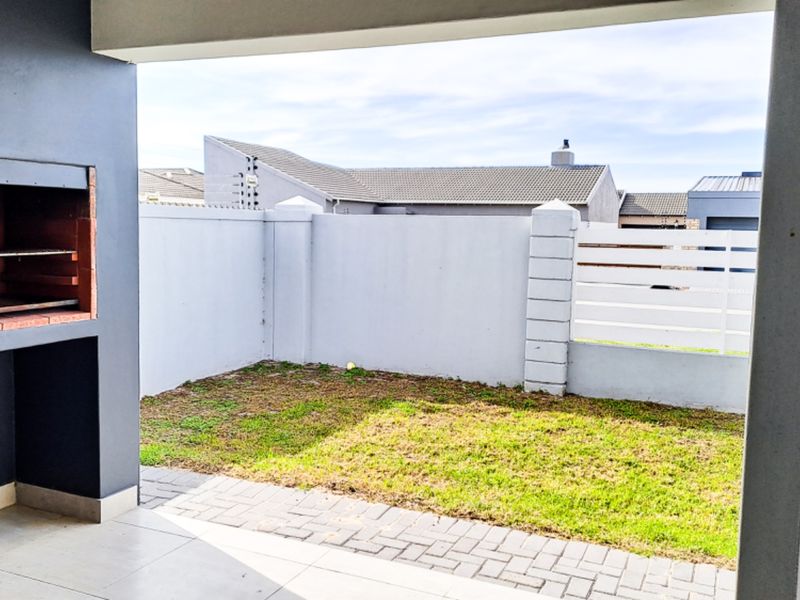 Don't miss out – contact us today to arrange a viewing of this beautifully finished, move-in-ready home! - Photo 7