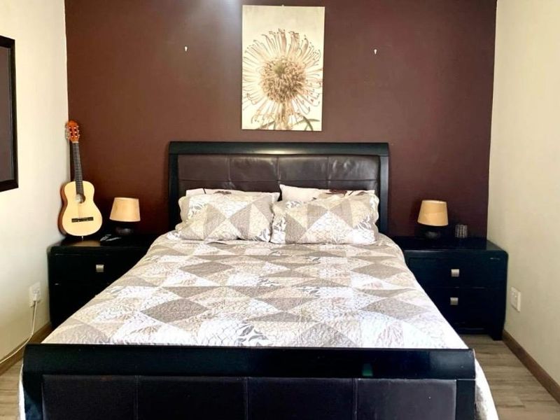 Charming family retreat: A perfectblend of comfort  and security. - Photo 9