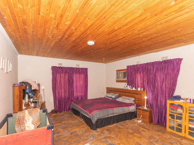 Excellent income generated smallholding with a current income of R42 000 per month. - Photo 5