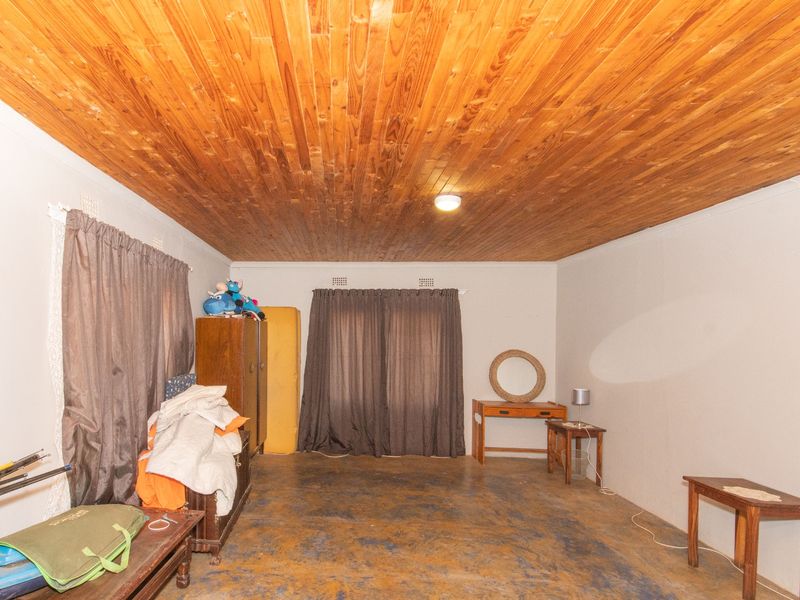 Excellent income generated smallholding with a current income of R42 000 per month. - Photo 10