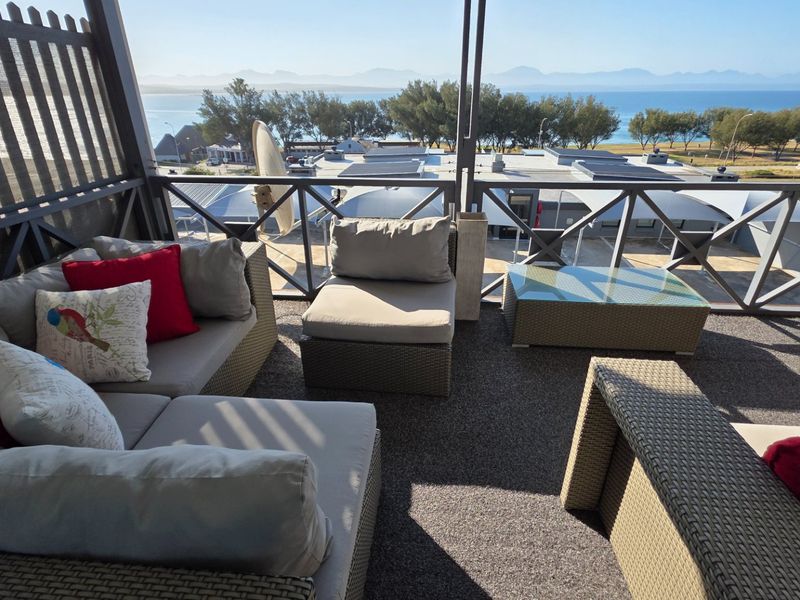 Beautiful Apartment... Fully Furnished... Close to the Beach !!! - Photo 10