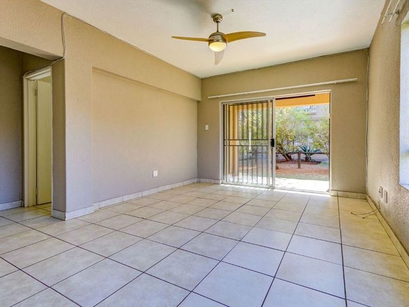 Charming Family Home with Ample Space and Comfort - Photo 2