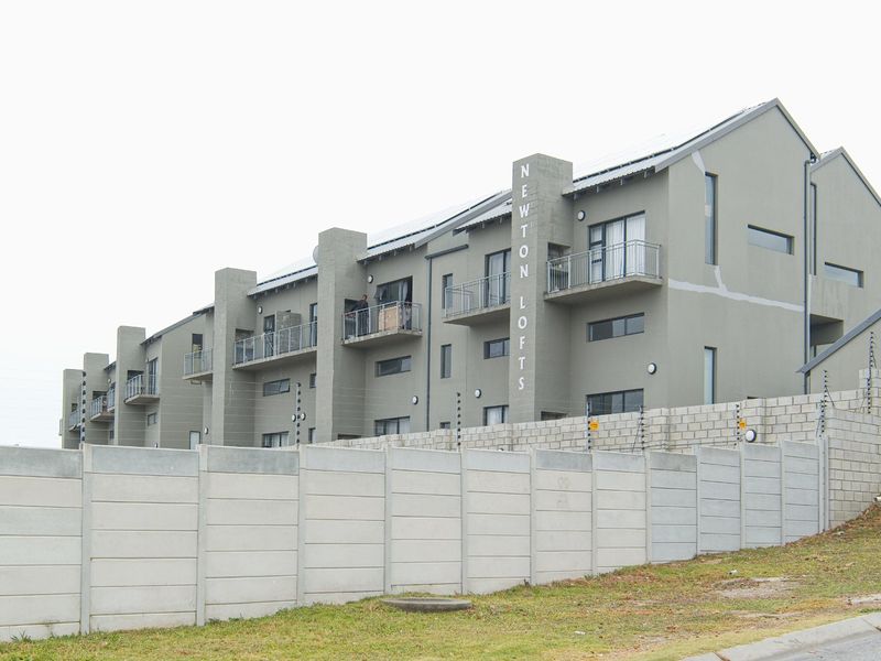 Modern Loft Living in a Secure Complex - Photo 2