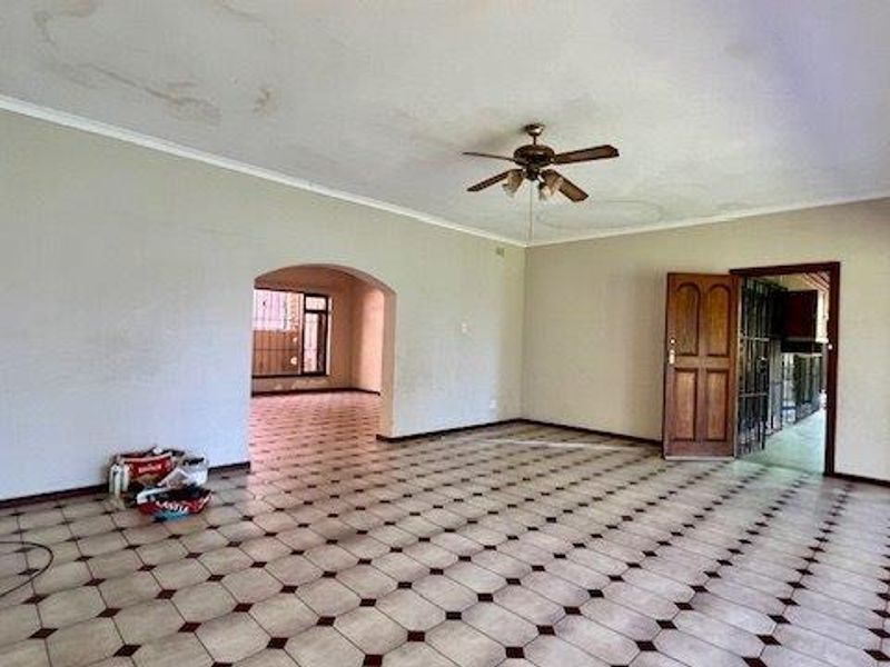 Fix Me Up And Make Me Beautiful Again! - Photo 9