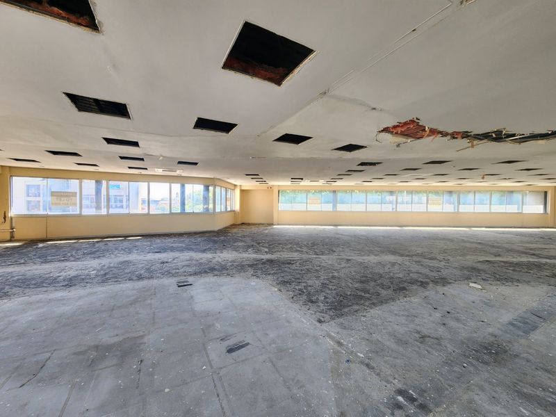 Flexible Whitebox Office Space To Rent in Strand - Photo 9