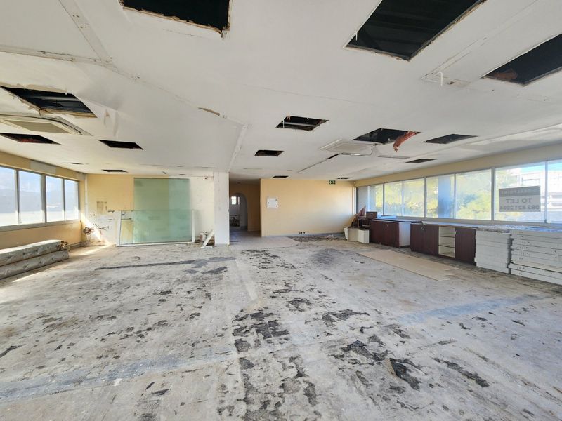 Flexible Whitebox Office Space To Rent in Strand - Photo 7