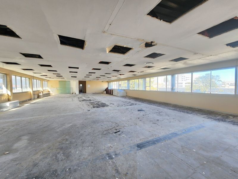 Flexible Whitebox Office Space To Rent in Strand - Photo 6