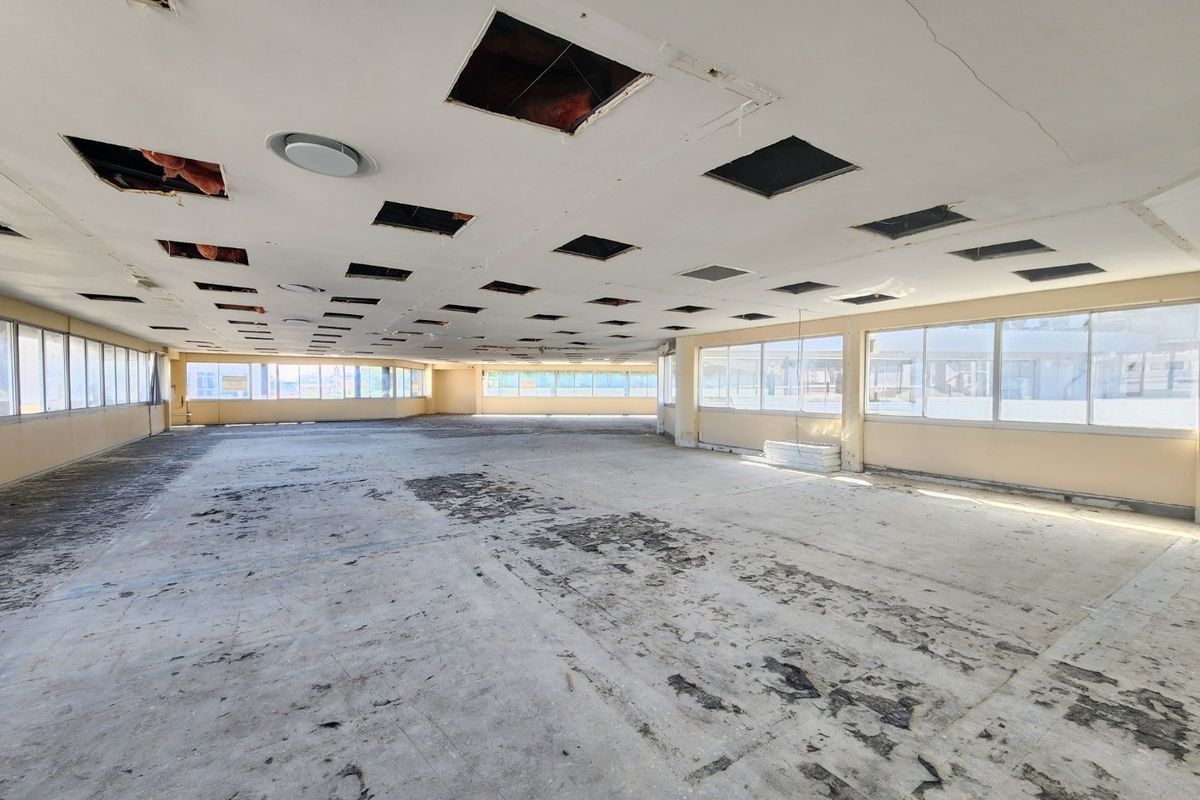 Flexible Whitebox Office Space To Rent in Strand - Photo 2