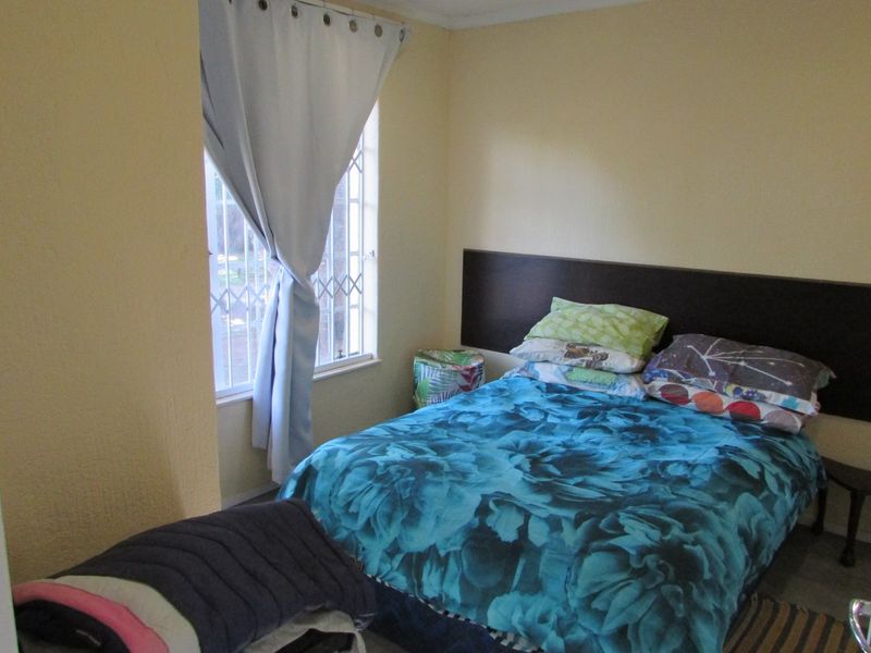 LOWVELD LODGE | 1 BEDROOM UNIT | WALKING DISTANCE TO TOWN - Photo 9