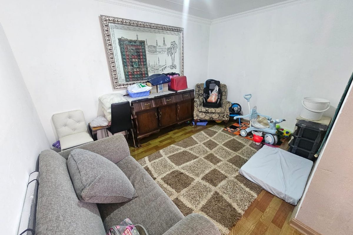 A Beautiful 2 Bedroom 2 Bathroom Townhouse for Sale in Eldoraigne  - Photo 3