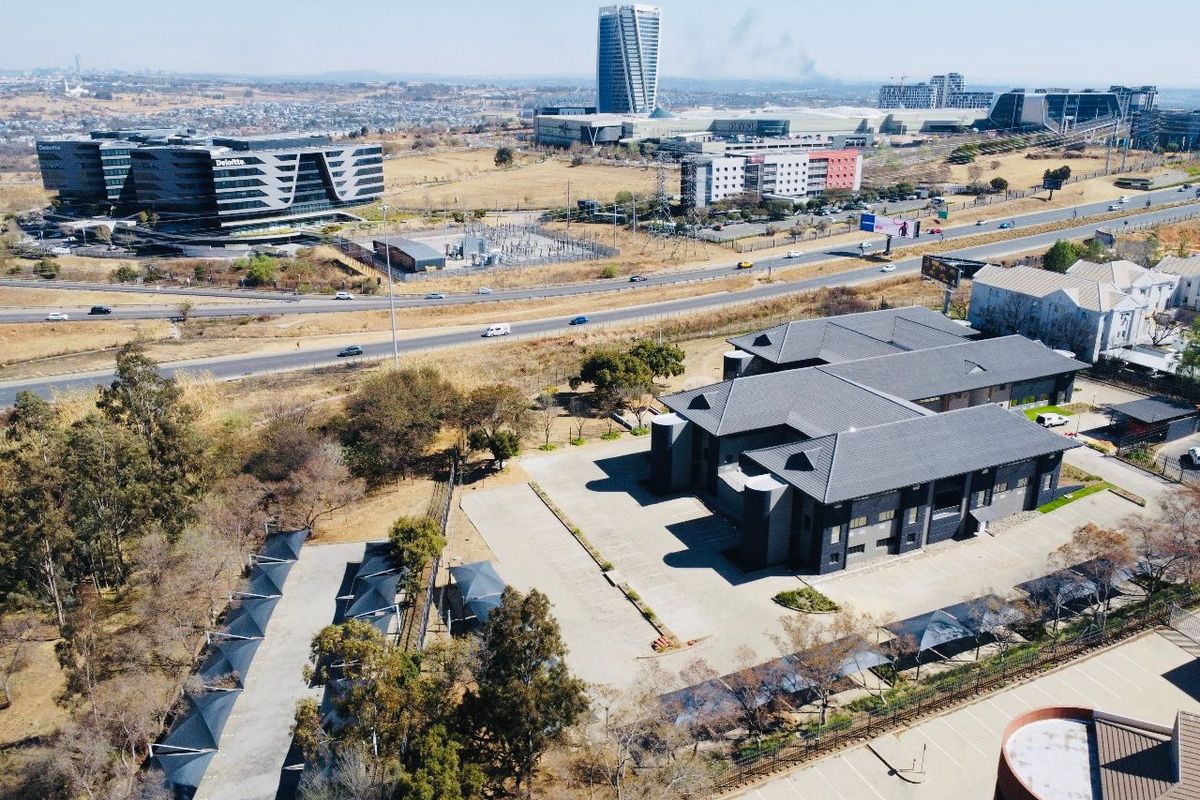 Freestanding Commercial Building For Sale – Waterfall Office Park, Midrand - Photo 4