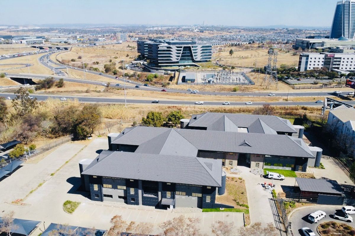 Freestanding Commercial Building to Let – Waterfall Office Park, Midrand - Photo 5