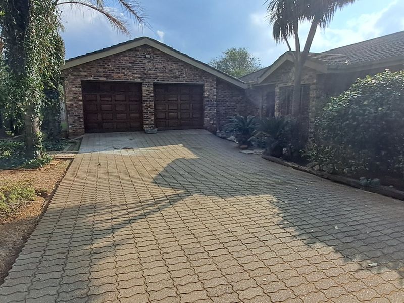 Facebook family home!  - Photo 7