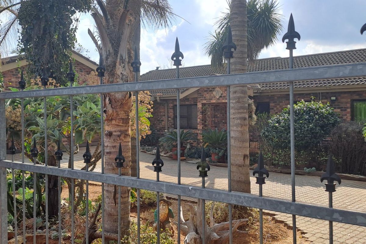 Facebook family home!  - Photo 5