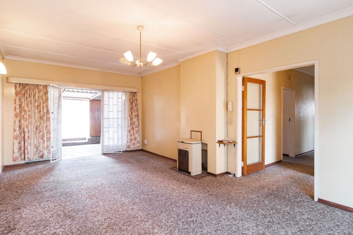 Solid Family Home in Sought after Marlands - Photo 5