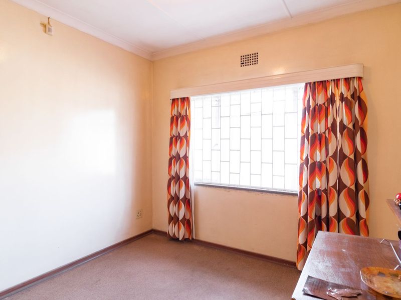 Solid Family Home in Sought after Marlands - Photo 8