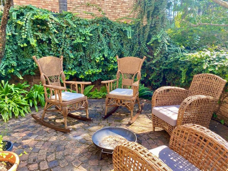 Majestic living next to the mountain. Have your own piece of nature. - Photo 4