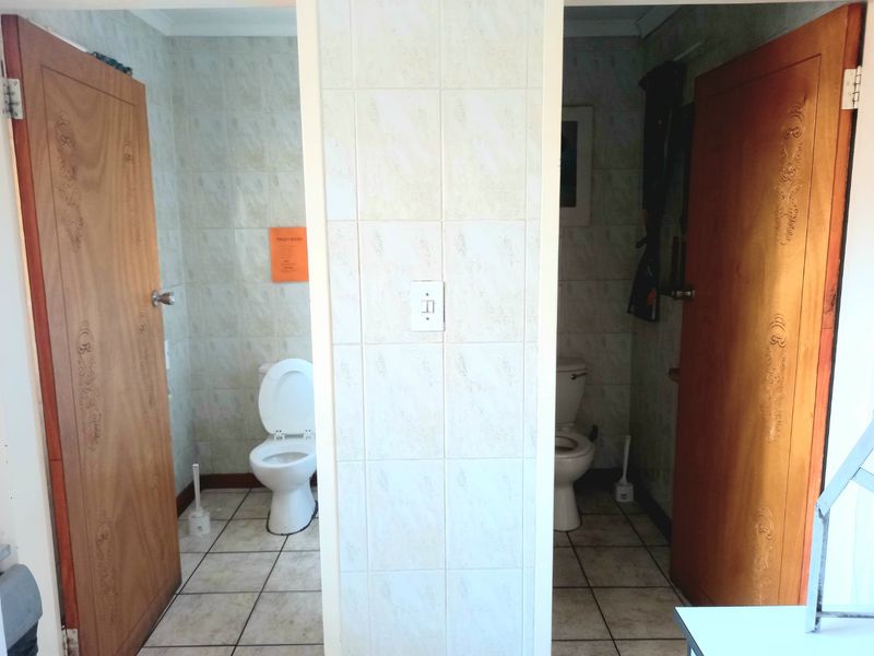 Large Commercial Property for SALE in Klerksdorp Central - Photo 9