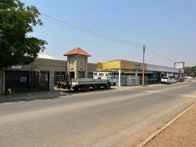 Commercial property  on N12 FOR SALE !!! - Photo 2