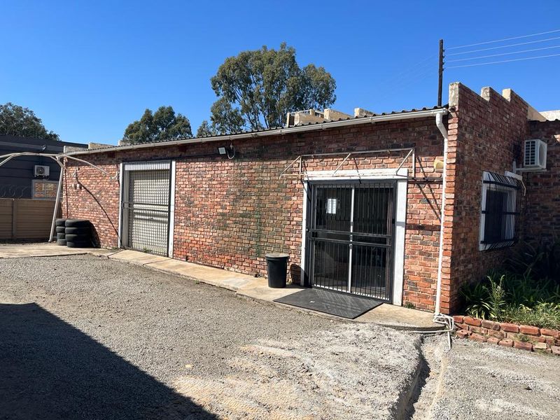 "Investment Opportunity: Profitable Storage Units Business and Property for Sale!"  - Photo 4