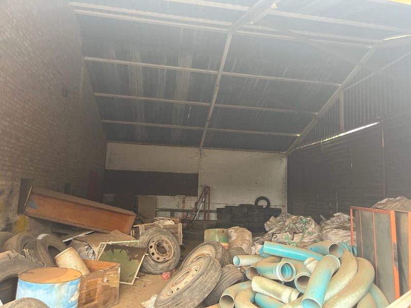 Unlock Your Industrial Potential in Uraniaville, Klerksdorp!  - Photo 8