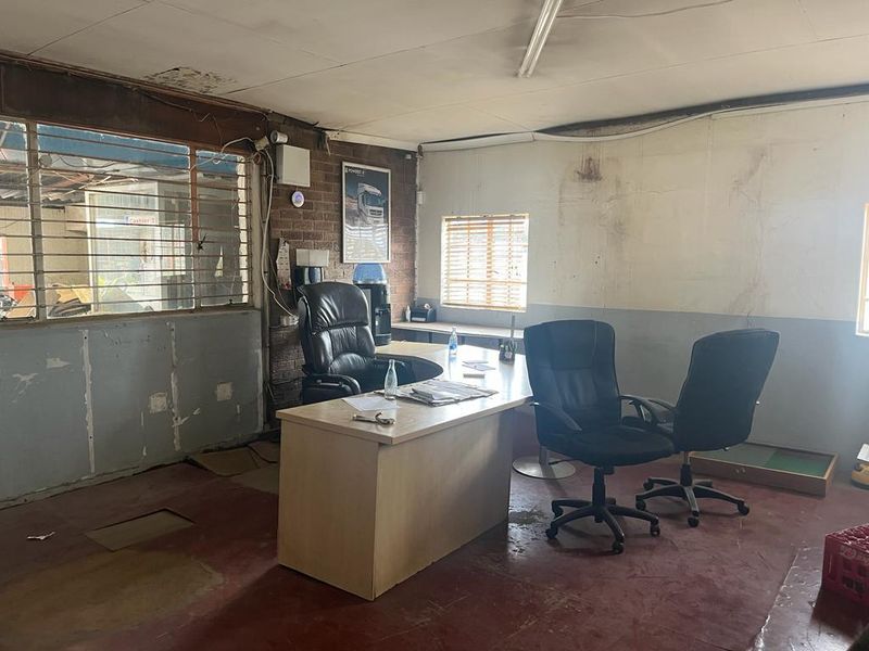 Unlock Your Industrial Potential in Uraniaville, Klerksdorp!  - Photo 5