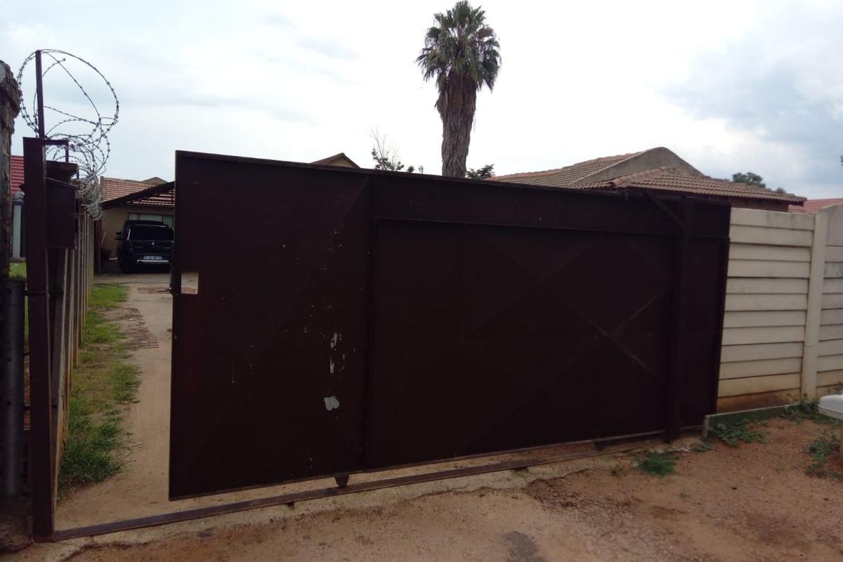 Property investment for sale in Ellaton. good rental income!! - Photo 2