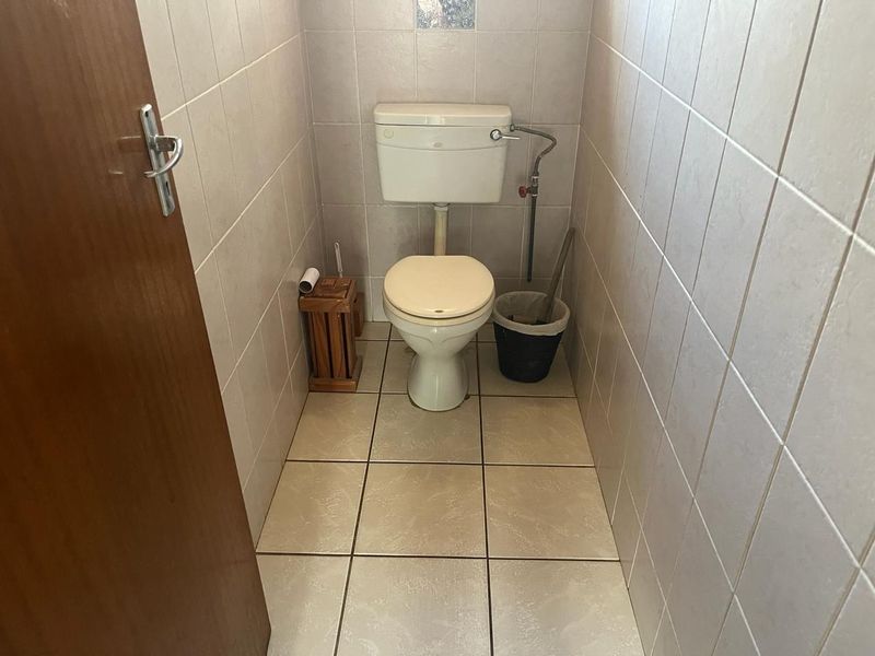 House for Sale! - Photo 6