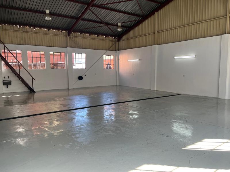 Industrial/Commercial property for sale in Klerksdorp CBD - Photo 8