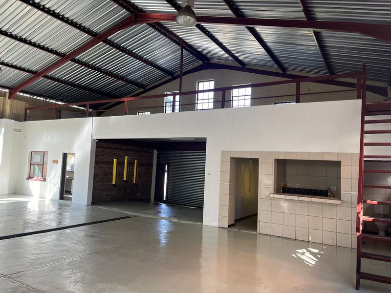 Industrial/Commercial property for sale in Klerksdorp CBD - Photo 1
