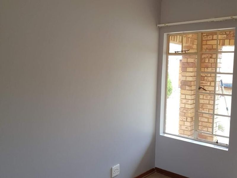 Welcome to your dream home in the heart of Flamwood!  - Photo 10