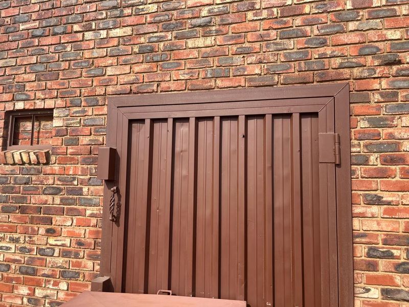 Prime Industrial Investment Opportunity in Uraniaville – 7494m2 Stand with High Rental Potential - Photo 9