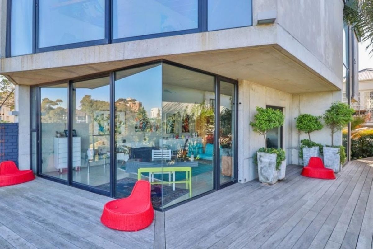 YOU COULD BE ANYWHERE IN THE WORLD!!!!!  PERCHED HIGH UP ON OVERLOOKING THE NATURE RESERVE  - Photo 2