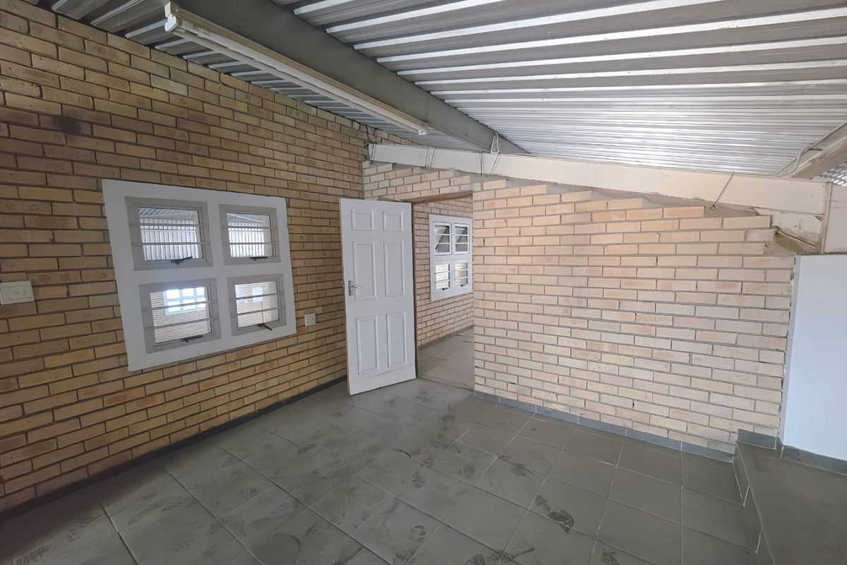 Warehouse to Let in Stanger - Photo 4