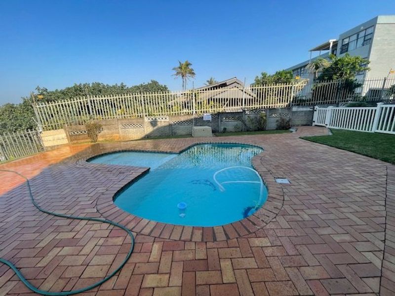 Ground Floor Unit With Direct Beach Access - Photo 4