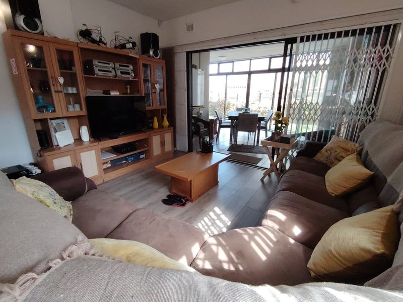 Ground Floor Unit With Direct Beach Access - Photo 9