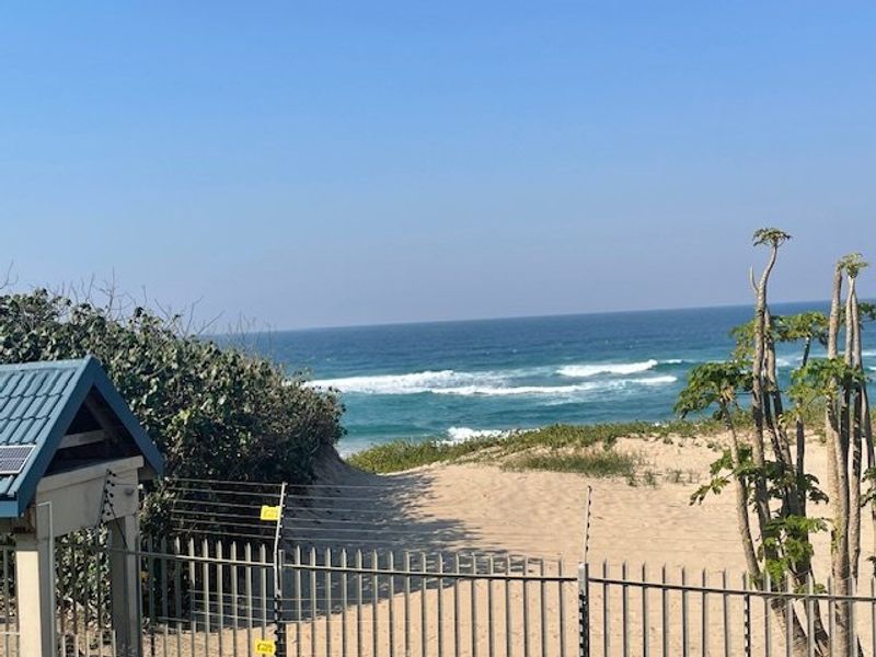 Ground Floor Unit With Direct Beach Access - Photo 5