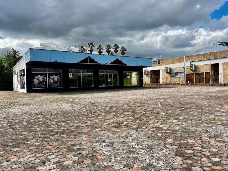 PRIME CBD PROPERTY - PARKING - SPACE - GROWTH - Photo 2