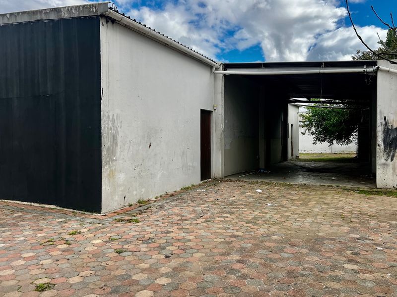 PRIME CBD PROPERTY - PARKING - SPACE - GROWTH - Photo 10