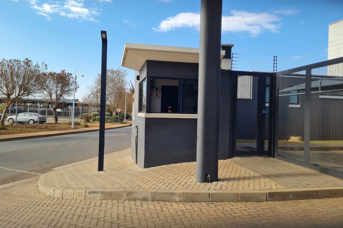 Exclusive 2 bedroom Apartments at Trade Route Mall - Photo 3