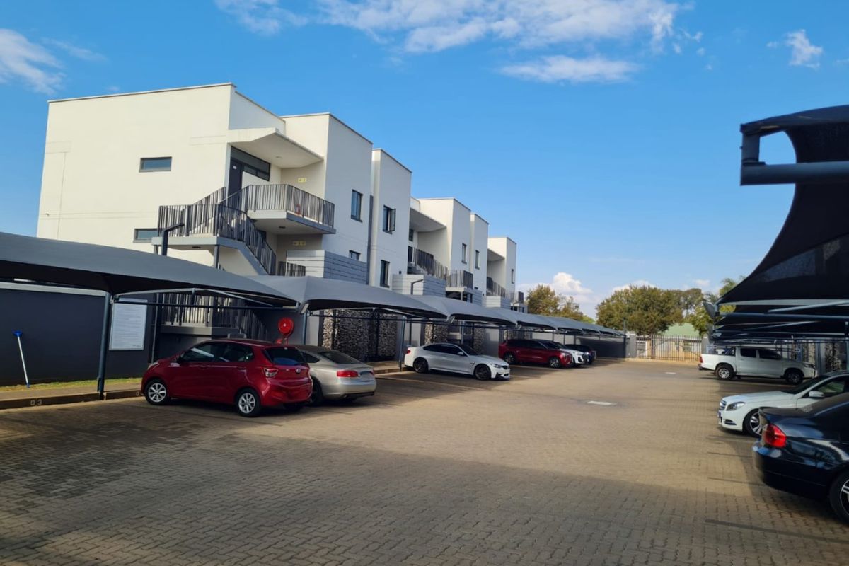 Exclusive 2 bedroom Apartments at Trade Route Mall - Photo 2