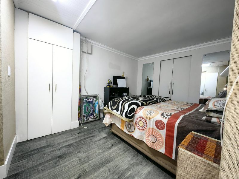 4 Bedroom Entertainers Dream in Prime Location! - Photo 10