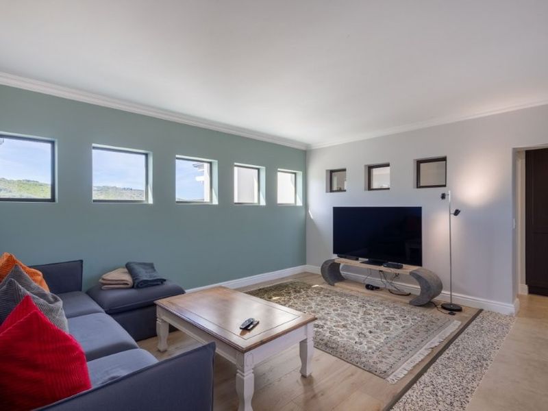 Proudly Picture Perfect - Photo 7