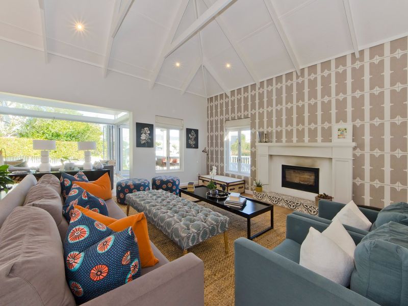 Waterfront Home on Thesen Islands - Photo 7