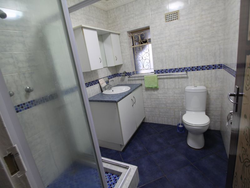 Lovely 2-Bedroom Home for Sale in Booysens Park - Photo 8