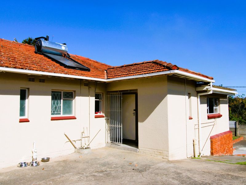 Spacious Family Home with Endless Potential - Photo 7