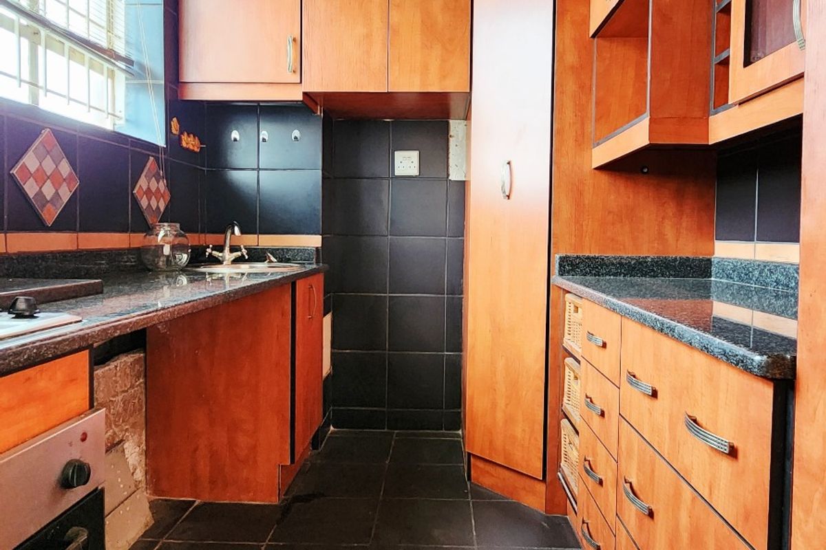 Charming 2-Bedroom Apartment for Sale in Queenswood - Photo 5