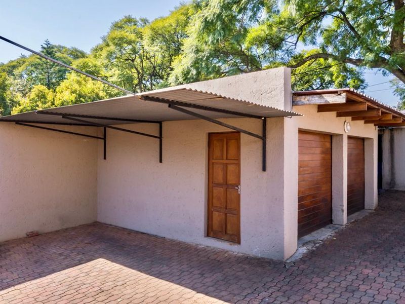 Spacious 3-Bedroom Home with Cottage, Pool & Entertainment Area on 1000sqm Double Stand - Photo 4